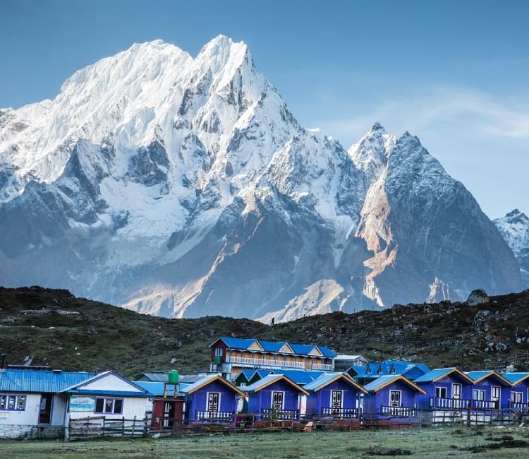 Manaslu Circuit Trek – Complete Travel Guide