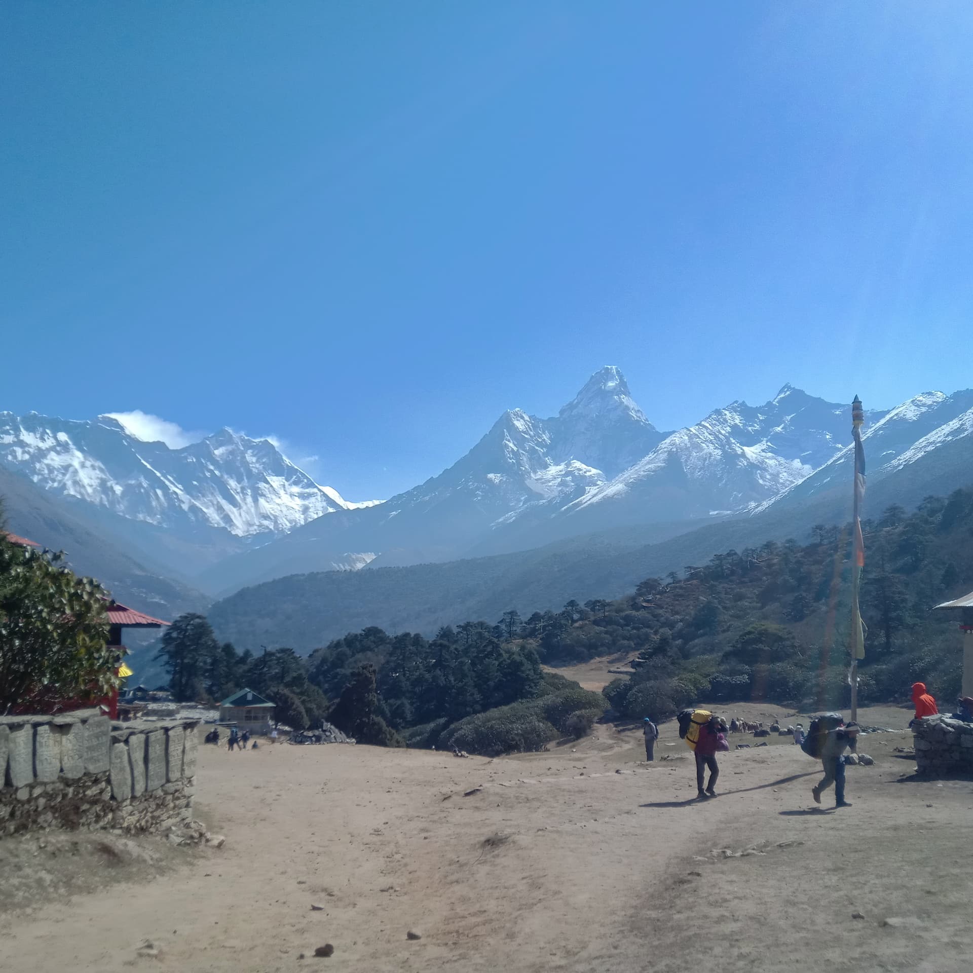 Everest luxury trek